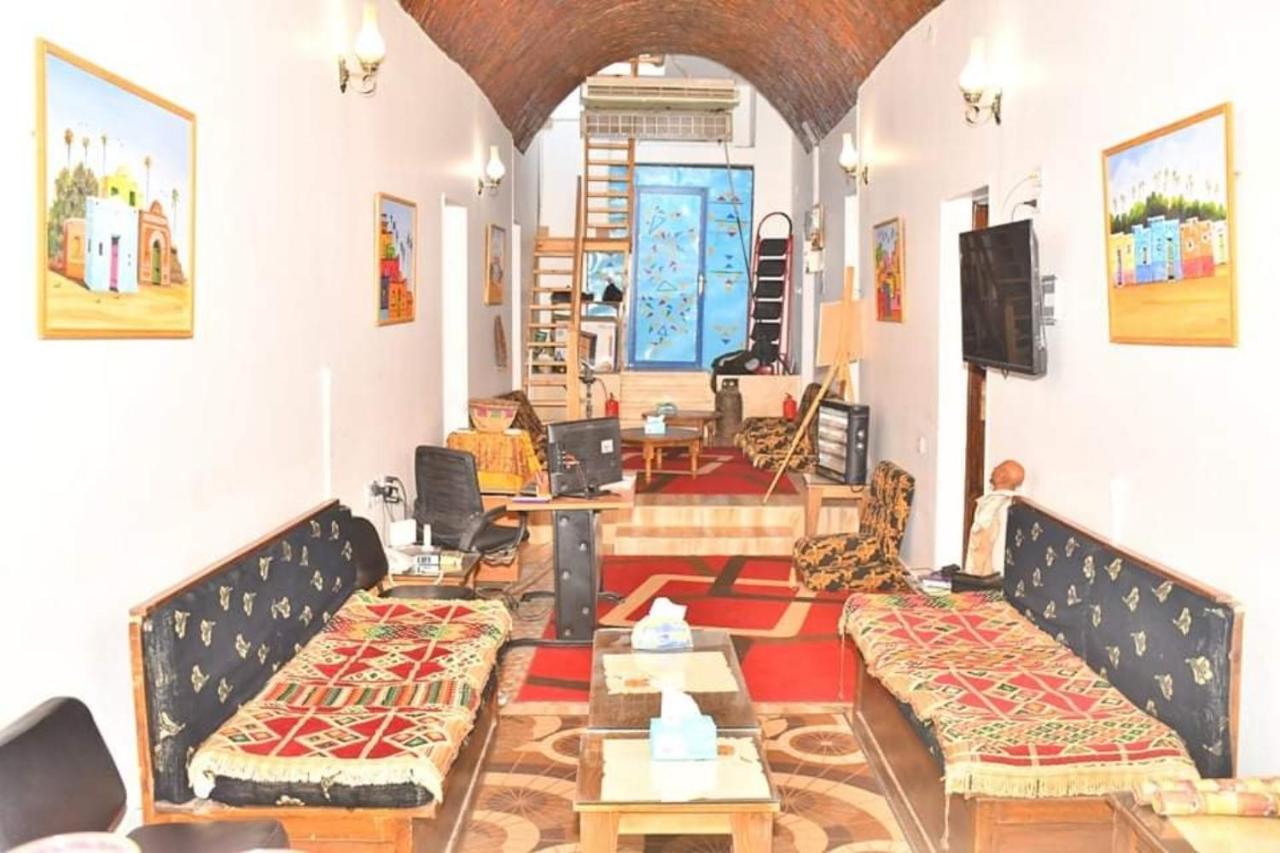 Om-Abdallah Asuán Exterior foto